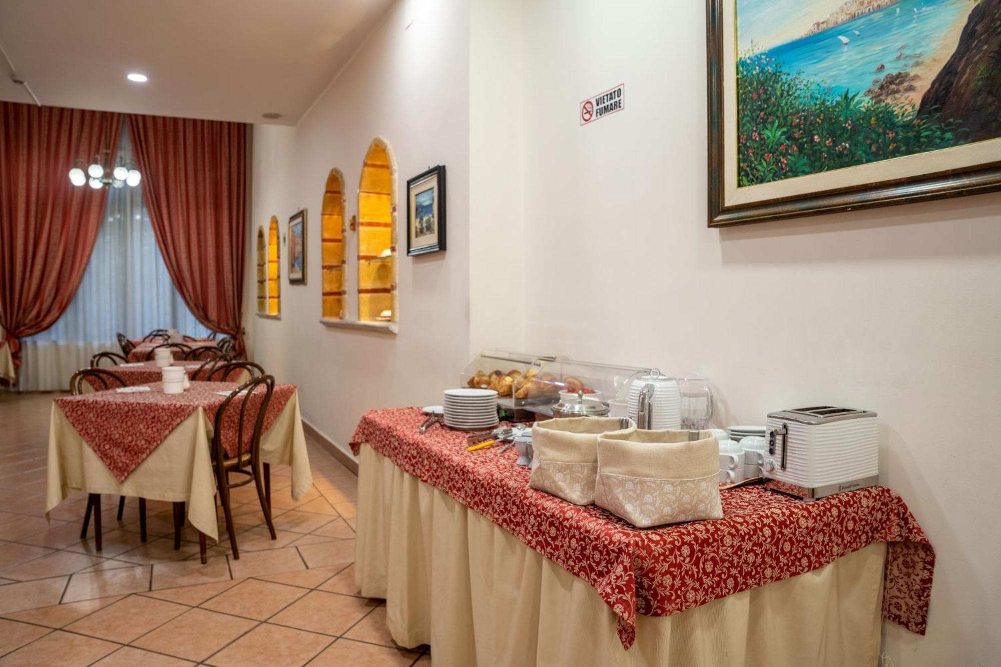 Hotel Mediterraneo Cefalu Bagian luar foto