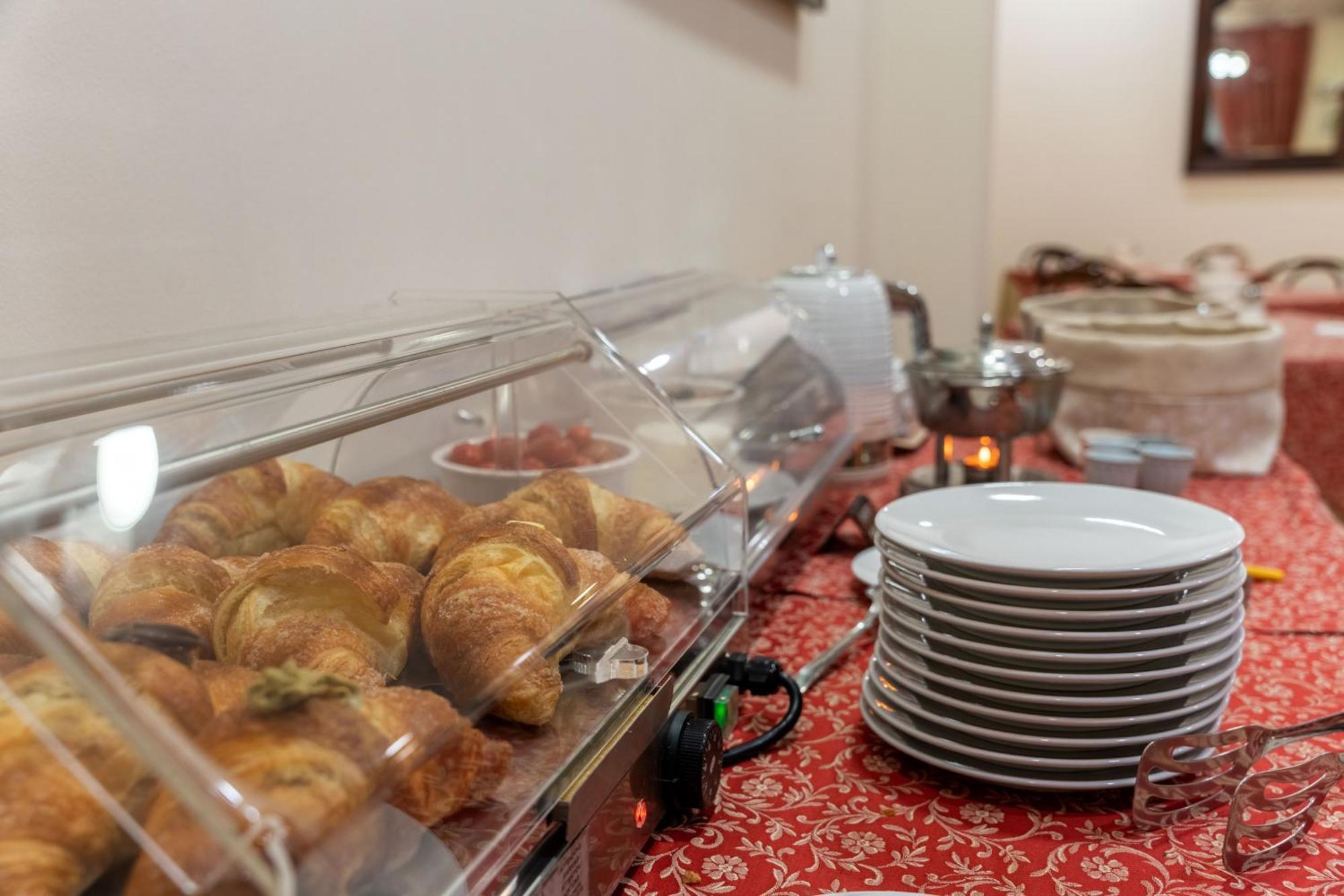 Hotel Mediterraneo Cefalu Bagian luar foto