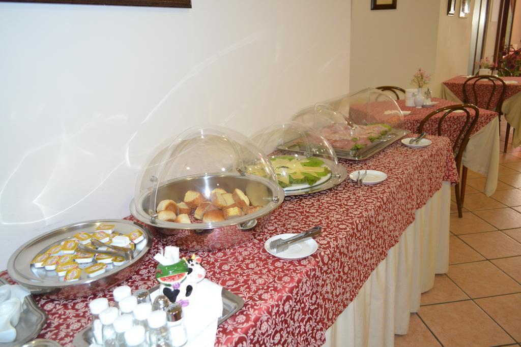 Hotel Mediterraneo Cefalu Bagian luar foto